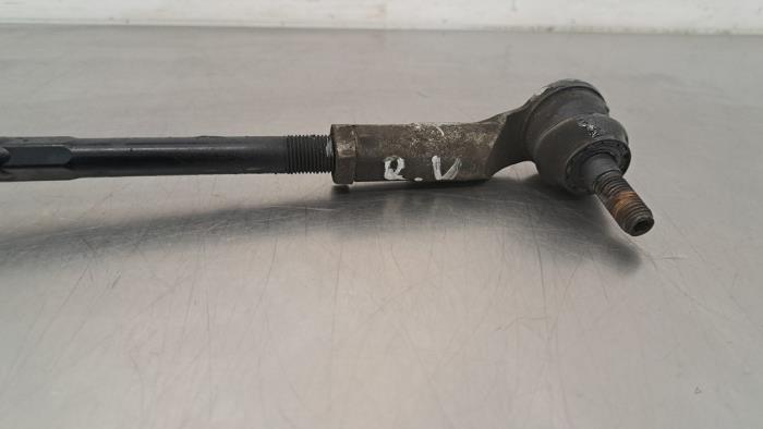 Tie rod, right from a Volkswagen Tiguan (AD1) 2.0 TDI 16V BlueMotion Technology SCR 2019