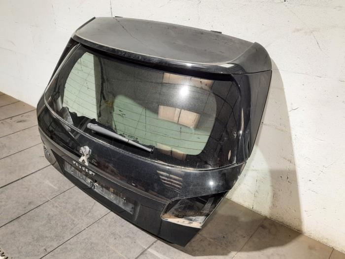 Portón trasero de un Peugeot 308 (L3/L8/LB/LH/LP) 1.5 BlueHDi 130 2019