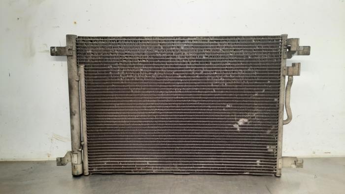 Air conditioning condenser from a Volkswagen Tiguan (AD1) 2.0 TDI 16V BlueMotion Technology SCR 2019