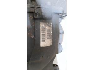 Used Rear differential BMW 4 serie Gran Coupe (F36) 418d 2.0 16V Price € 574,75 Inclusive VAT offered by Autohandel Didier