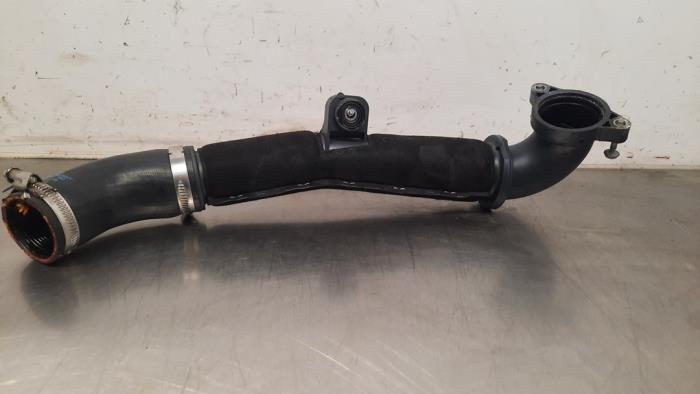 Gebrauchte Intercooler Rohr Volkswagen Golf VII (AUA) 2.0 GTD 16V Preis € 36,30 Mit Mehrwertsteuer angeboten von Autohandel Didier
