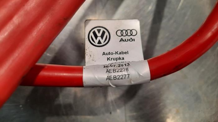 Power steering line from a Audi A6 Avant (C7) 2.0 TDI 16V 2014