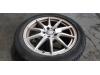 Wheel + tyre from a Mercedes A (W176), 2012 / 2018 1.6 A-180 16V, Hatchback, Petrol, 1.595cc, 90kW (122pk), FWD, M270910, 2012-09 / 2018-05, 176.042 2013