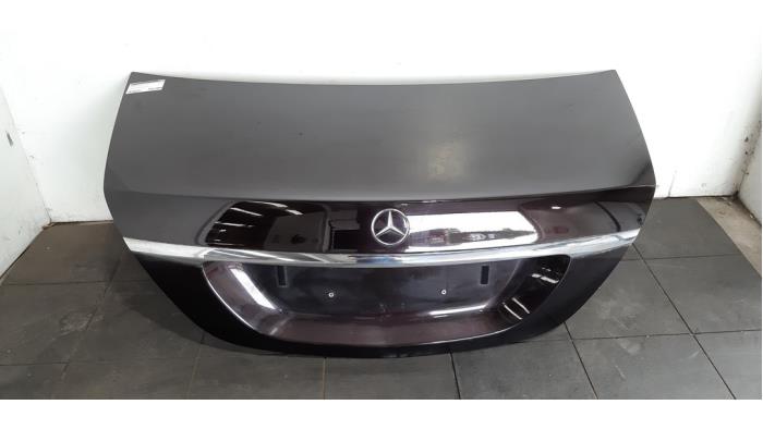 Używane Tylna klapa Mercedes S (222.0/222.1) 3.0 S-350d 4-Matic Cena € 532,40 Z VAT oferowane przez Autohandel Didier