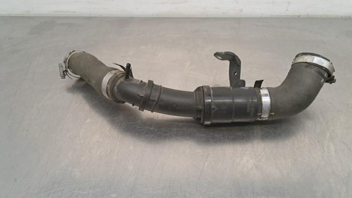 Usagé Tuyau intercooler Landrover Range Rover Velar (LY) 3.0 D300 AWD Prix € 36,30 Prix TTC proposé par Autohandel Didier
