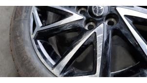 Used Wheel + tyre Toyota Yaris IV (P21/PA1/PH1) 1.5 12V Hybrid 115 Price € 127,05 Inclusive VAT offered by Autohandel Didier