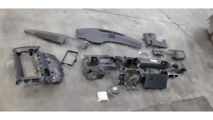 Used Airbag set + dashboard Toyota Yaris IV (P21/PA1/PH1) 1.5 12V Hybrid 115 Price € 1.300,75 Inclusive VAT offered by Autohandel Didier