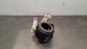 Used Heating and ventilation fan motor Toyota Yaris IV (P21/PA1/PH1) 1.5 12V Hybrid 115 Price € 66,55 Inclusive VAT offered by Autohandel Didier