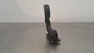 Used Accelerator pedal Mercedes Sprinter 3,5t (907.6/910.6) 319 CDI 3.0 V6 24V RWD Price € 42,35 Inclusive VAT offered by Autohandel Didier