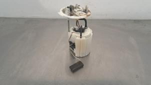 Used Electric fuel pump Mercedes A (W176) 1.6 A-180 16V Price € 96,80 Inclusive VAT offered by Autohandel Didier