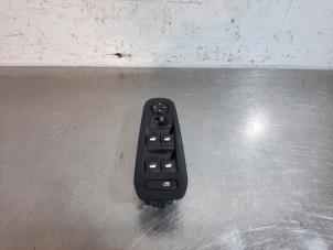 Used Multi-functional window switch Peugeot 308 (L3/L8/LB/LH/LP) 1.5 BlueHDi 130 Price € 66,55 Inclusive VAT offered by Autohandel Didier