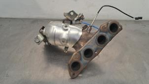 Used Exhaust manifold + catalyst Renault Clio V (RJAB) 1.6 E-Tech 140 16V Price on request offered by Autohandel Didier