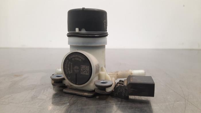 Bomba Adblue de un Volkswagen Crafter (SY) 2.0 TDI RWD 2019