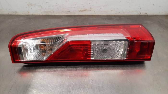 Taillight, left from a Opel Movano 2.3 CDTi 16V FWD 2021