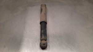 Used Rear shock absorber, left Opel Movano 2.3 CDTi 16V FWD Price € 36,30 Inclusive VAT offered by Autohandel Didier