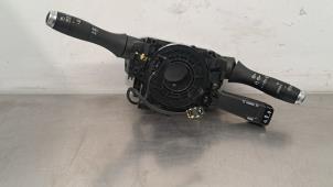 Used Steering column stalk Renault Clio V (RJAB) 1.6 E-Tech 140 16V Price € 121,00 Inclusive VAT offered by Autohandel Didier