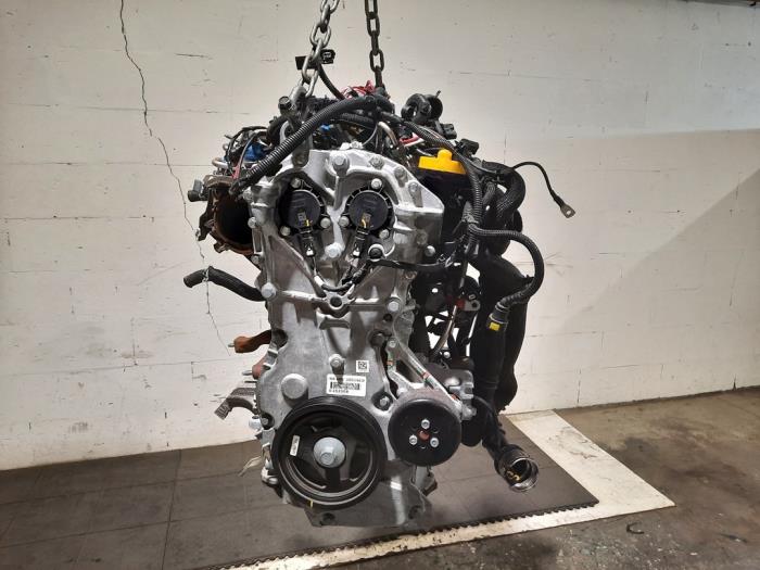 Motor de un Renault Express 1.3 TCE 100 16V 2022