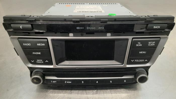 Modul radiowy z Hyundai i20 (GBB) 1.1 CRDi VGT 12V 2017