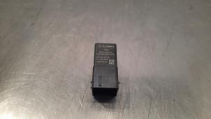 Used Glow plug relay Peugeot Expert (VA/VB/VE/VF/VY) 2.0 Blue HDi 120 16V Price € 21,18 Inclusive VAT offered by Autohandel Didier