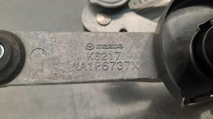 Scheibenwischermotor+Mechanik van een Mazda MX-5 (ND) 1.5 Skyactiv G-131 16V 2022