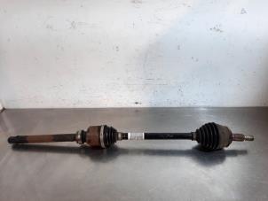 Used Front drive shaft, right Peugeot 308 (L3/L8/LB/LH/LP) 1.5 BlueHDi 130 Price € 90,75 Inclusive VAT offered by Autohandel Didier