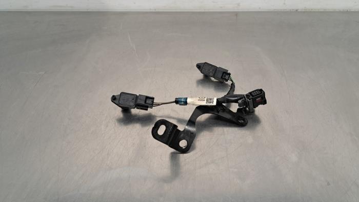 Używane Kabel (rózne) Mazda MX-5 (ND) 1.5 Skyactiv G-131 16V Cena € 24,20 Z VAT oferowane przez Autohandel Didier