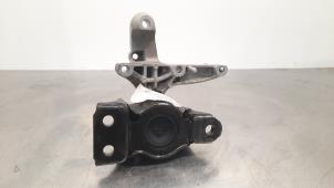 Used Engine mount Renault Kadjar (RFEH) 1.5 dCi DPF Price on request offered by Autohandel Didier