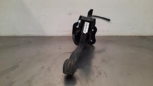 Used Clutch pedal Peugeot Expert (VA/VB/VE/VF/VY) 2.0 Blue HDi 145 16V Price on request offered by Autohandel Didier