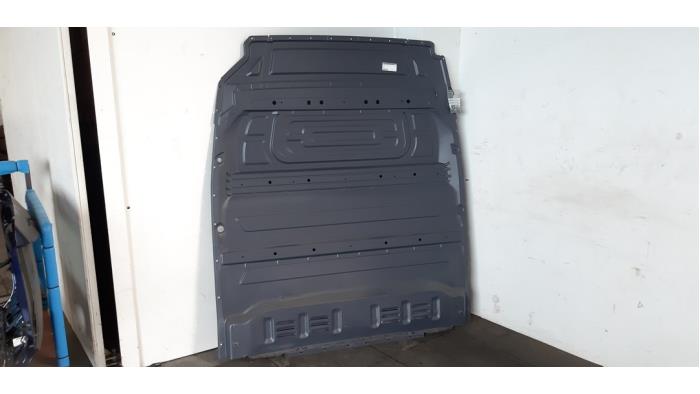 Używane Przegroda kabiny Mercedes Sprinter 3t (910.6) 211 CDI 2.1 D FWD Cena € 266,20 Z VAT oferowane przez Autohandel Didier