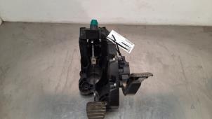Used Set of pedals Renault Trafic (1FL/2FL/3FL/4FL) 1.6 dCi 145 Twin Turbo Price on request offered by Autohandel Didier