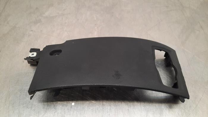 Używane Rózne elementy plastikowe BMW 1 serie (E87/87N) 116d 16V Cena € 18,15 Z VAT oferowane przez Autohandel Didier