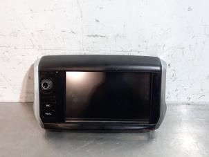 Used Navigation display Peugeot 208 II (UB/UH/UP) 1.5 BlueHDi 100 Price € 260,15 Inclusive VAT offered by Autohandel Didier