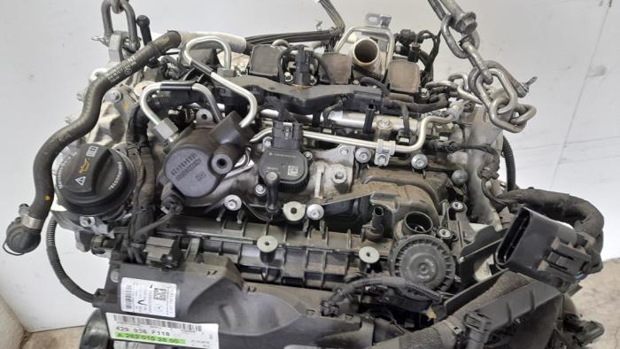 Engine Mercedes B 1.3 B-180 Turbo 16V - A2820102800 282914