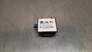 Used GPS antenna Peugeot 3008 II (M4/MC/MJ/MR) 1.5 BlueHDi 130 Price € 30,25 Inclusive VAT offered by Autohandel Didier