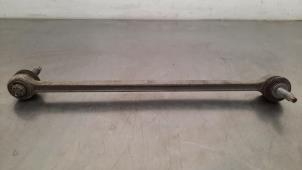 Used Anti-roll bar guide Peugeot 3008 II (M4/MC/MJ/MR) 1.5 BlueHDi 130 Price € 15,13 Inclusive VAT offered by Autohandel Didier