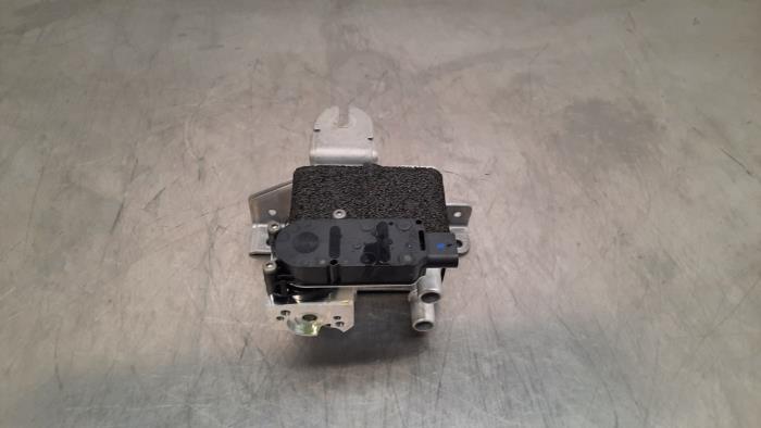 Gebrauchte Klima Kondensor Landrover Range Rover Sport (L1) 3.0 P440e Preis € 30,25 Mit Mehrwertsteuer angeboten von Autohandel Didier