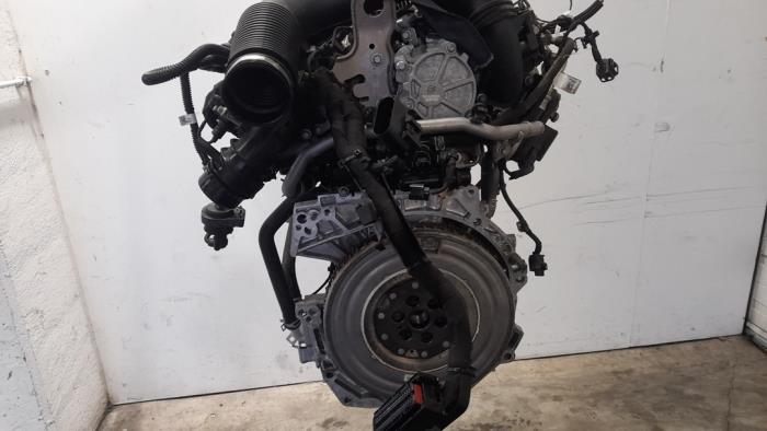 Motor from a Mercedes-Benz B (W247) 1.3 B-200 Turbo 16V 2021