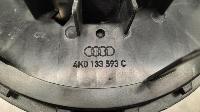 Medidor de masa de aire de un Audi A6 (C8)  2020