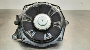 Used Speaker Mercedes B (W247) 1.3 B-200 Turbo 16V Price € 90,75 Inclusive VAT offered by Autohandel Didier