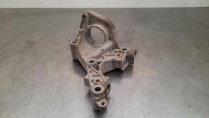 Used Engine mount Mercedes B (W247) 1.3 B-200 Turbo 16V Price € 36,30 Inclusive VAT offered by Autohandel Didier