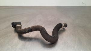 Used Radiator hose Mercedes B (W247) 1.3 B-200 Turbo 16V Price € 24,20 Inclusive VAT offered by Autohandel Didier