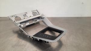 Używane Przelacznik pozycji automatycznej skrzyni biegów Audi Q3 Sportback (F3N) Cena € 96,80 Z VAT oferowane przez Autohandel Didier