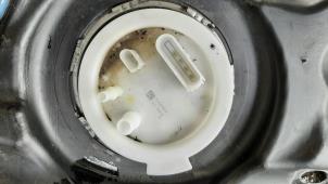 Usados Bomba eléctrica de combustible Porsche 718 Cayman (982) 4.0 GT4 Precio de solicitud ofrecido por Autohandel Didier