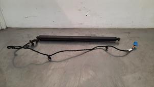 Used Rear gas strut, right Mercedes B (W247) 1.3 B-180 Turbo 16V Price € 121,00 Inclusive VAT offered by Autohandel Didier