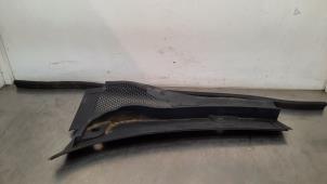 Used Cowl top grille Seat Leon (KLB) 2.0 TDI 16V Price € 30,25 Inclusive VAT offered by Autohandel Didier