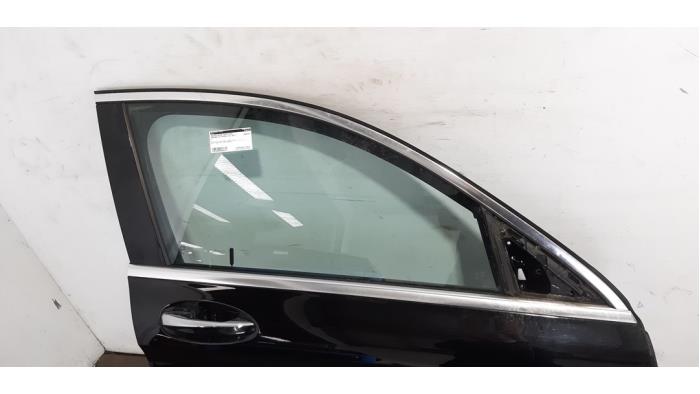 Front door 4-door, right from a Mercedes-Benz GLC Coupe (C253)  2017