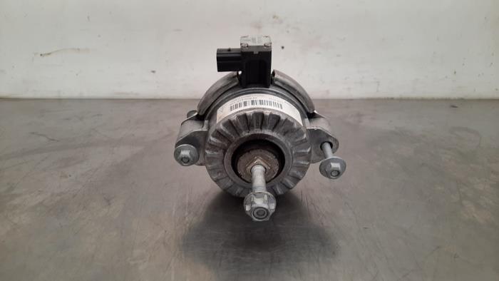 Used Engine mount Porsche 718 Cayman (982) 4.0 GT4 Price € 798,60 Inclusive VAT offered by Autohandel Didier