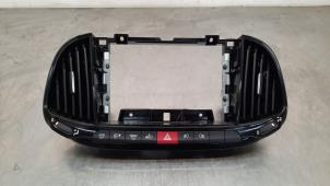 Gebrauchte Radioblende Fiat Doblo Cargo (263) 1.3 D Multijet Preis auf Anfrage angeboten von Autohandel Didier