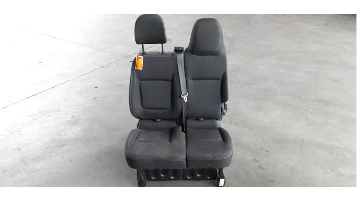 Fotel prawy z Renault Trafic (1FL/2FL/3FL/4FL) 2.0 dCi 16V 145 2021