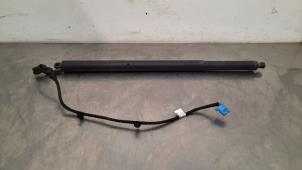 Used Rear gas strut, right Mercedes GLC Coupe (C253) Price on request offered by Autohandel Didier